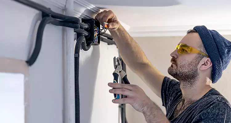 Garage Door Opener Cable Repair in Buenaventura Lakes, FL