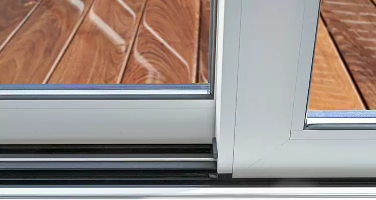 Patio Door Jammed Shut in Buenaventura Lakes, FL