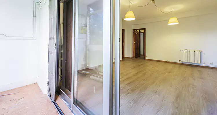 Security Screen Doors Repair in Buenaventura Lakes, FL