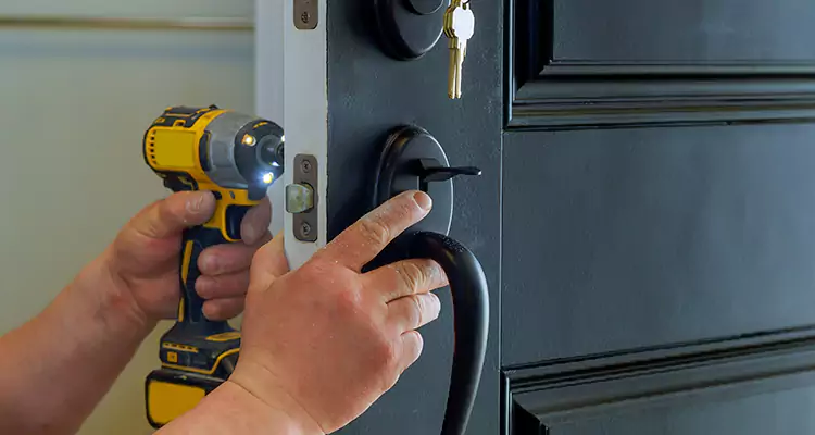 Comprehensive Door Lock Repair Services in Buenaventura Lakes, FL
