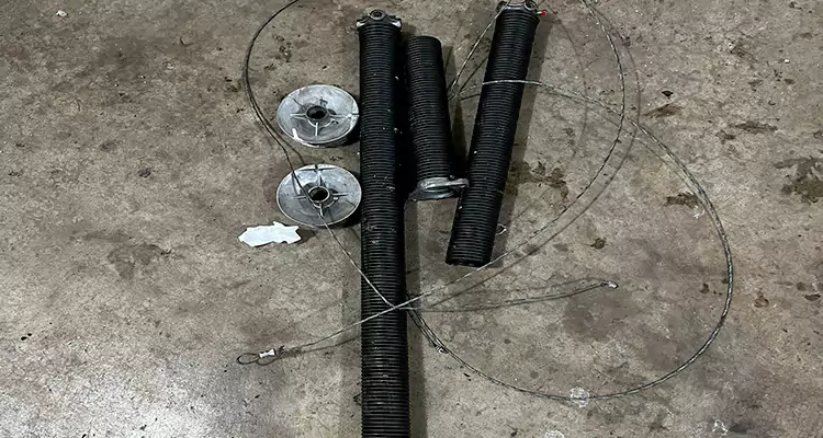 Wayne Dalton Garage Door Spring Replacement in Buenaventura Lakes, FL