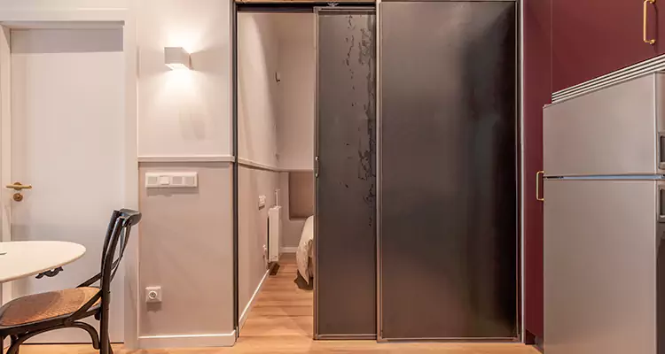 Adjust Pella Sliding Doors Not Moving in Buenaventura Lakes, FL