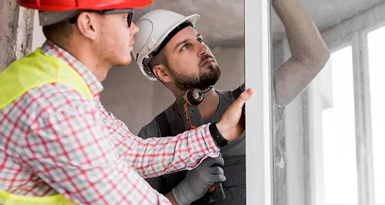 Vertical Crank Out Windows Repair in Buenaventura Lakes, FL