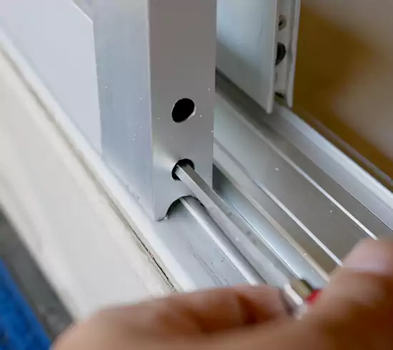 Maintenance in Buenaventura Lakes